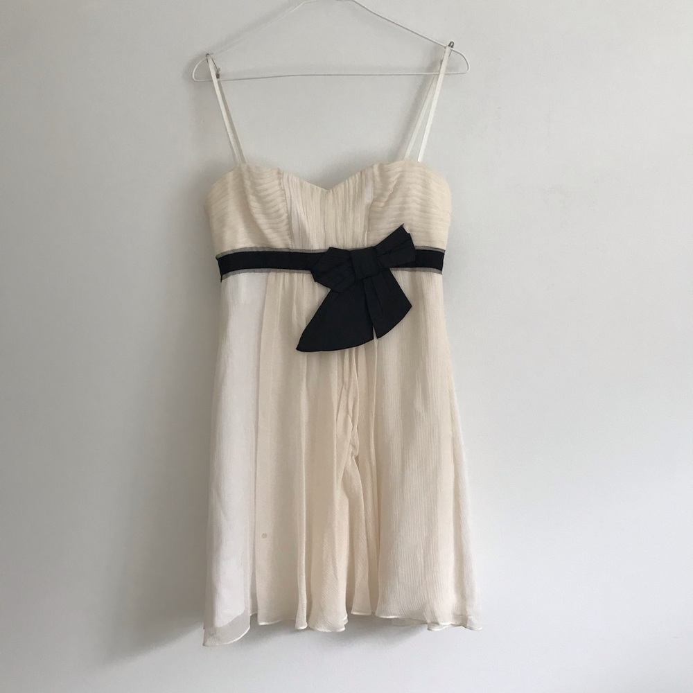 BCBGMaxazria sweetheart neckline babydoll dress